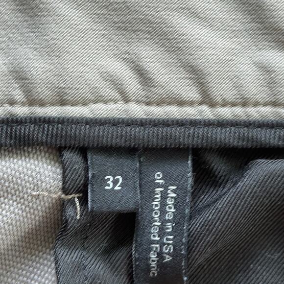 Theory Zaine Neoteric 9" Shorts Size 32 - Picture 4 of 5